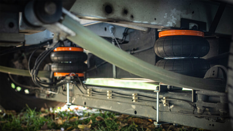 zawieszenie pneumatyczne w kamperze